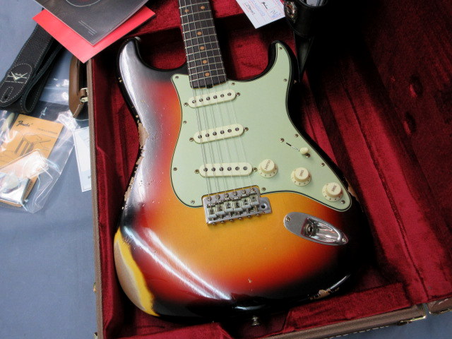 Fender Stratocaster サンバースト　再出品 Fender Custom Shop 2010 1956 Stratocaster Relic (Sunburst)/Nico